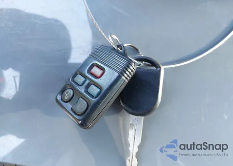 2007 Ford Expedition El Eddie Bauer из США, поврежденный, VIN 1FMFK18597LA45310